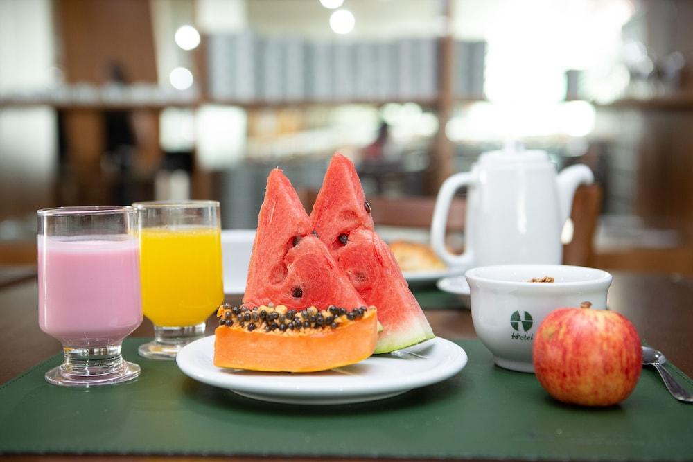 Hotel Nacional Inn Pocos De Caldas - Lazer Completo E Gastronomia No Centro Dış mekan fotoğraf